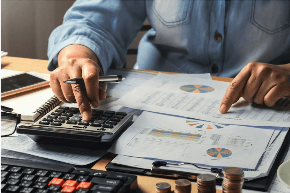 Financial calculations and business reports